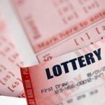 Entry window structure within online lottery cycles